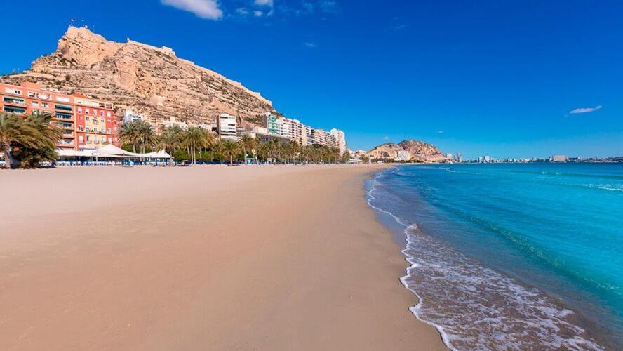 R-3- Комната В Квартире Для 1 Человек В Центре Аликанте Alicante Exterior foto