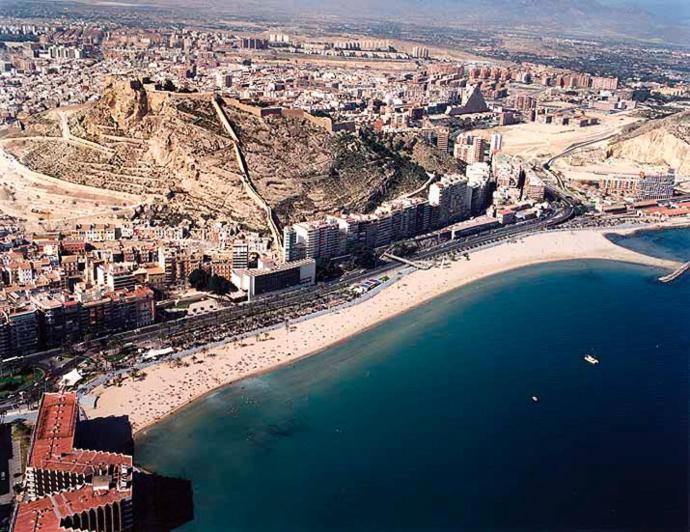 R-3- Комната В Квартире Для 1 Человек В Центре Аликанте Alicante Exterior foto